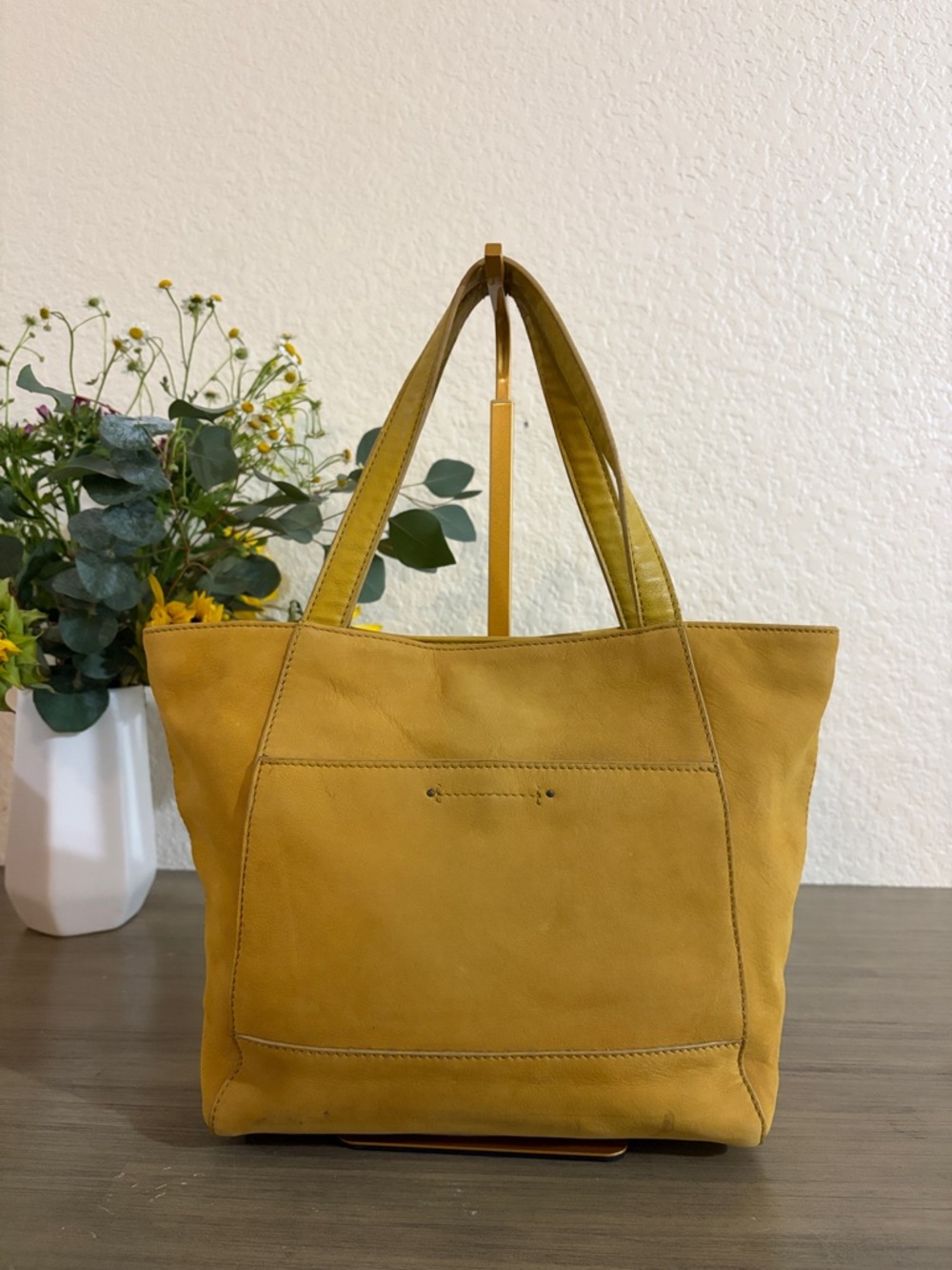 Lucky Brand Yellow Leather Tote Bag - Picture 2 of 12
